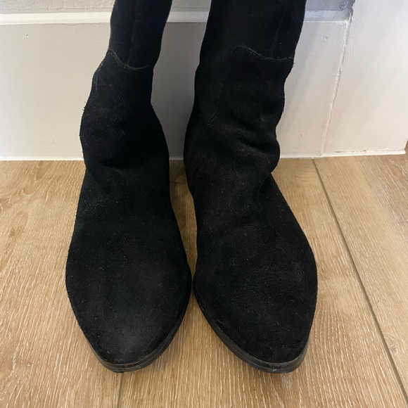 Suede knee-high boots - Picture 4 of 4